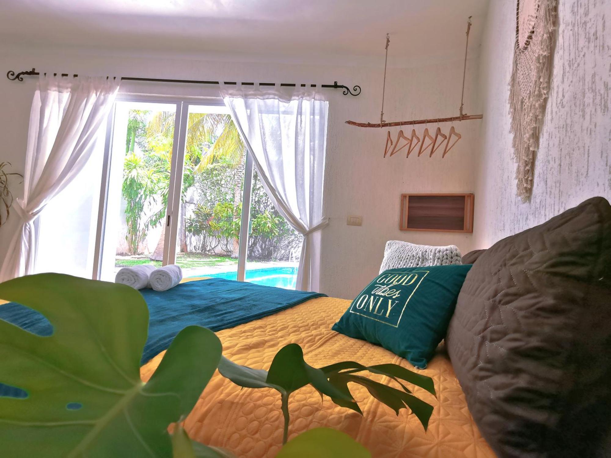 Beautiful & Cozy Near Beach Apartment Pool & Kingsize Bed Κανκούν Δωμάτιο φωτογραφία