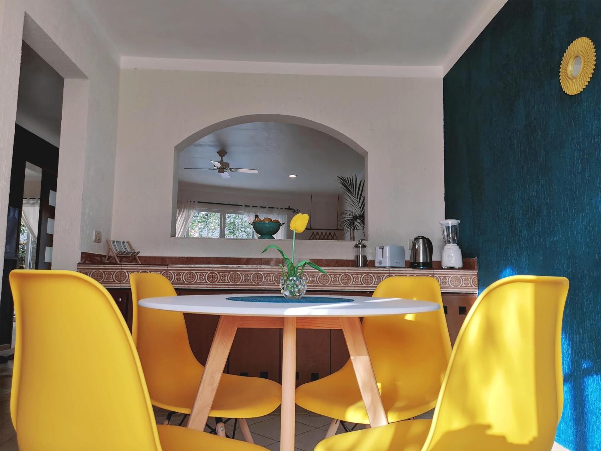 Beautiful & Cozy Near Beach Apartment Pool & Kingsize Bed Κανκούν Δωμάτιο φωτογραφία